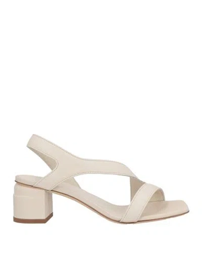 Officine Creative Italia Woman Sandals Off White Size 11 Leather