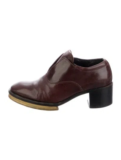 Pre-owned Officine Creative Leather Pumps In Burgundy