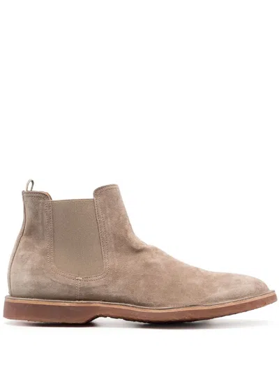 Officine Creative Wildlederstiefel Mit Runder Kappe In Neutrals