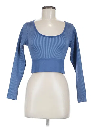 Pre-owned Offline By Aerie 3/4 Sleeve T-shirt In Blue