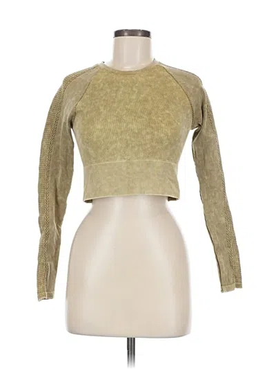 Pre-owned Offline By Aerie 3/4 Sleeve T-shirt In Gold
