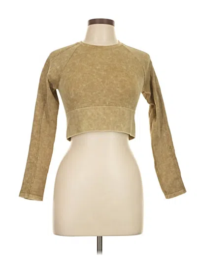 Pre-owned Offline By Aerie 3/4 Sleeve T-shirt In Tan