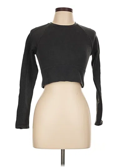 Pre-owned Offline By Aerie Long Sleeve T-shirt In Black