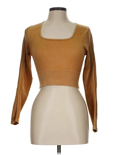 Pre-owned Offline By Aerie Long Sleeve T-shirt In Brown