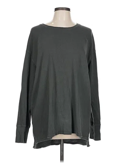 Pre-owned Offline By Aerie Long Sleeve T-shirt In Gray