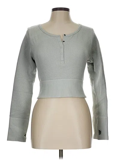 Pre-owned Offline By Aerie Long Sleeve T-shirt In Gray