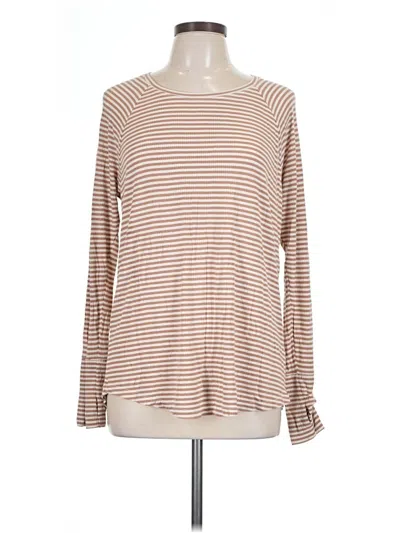 Pre-owned Offline By Aerie Long Sleeve T-shirt In Tan