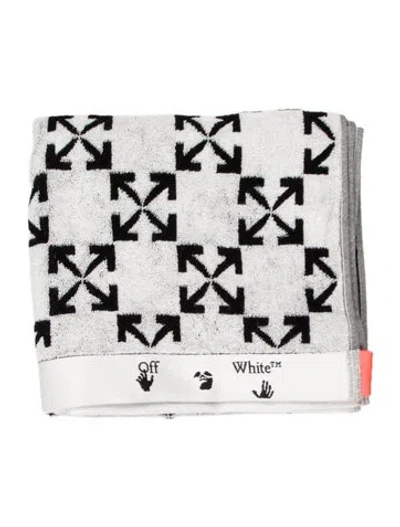 Pre-owned Off-white Arrows Bath Towel In Black