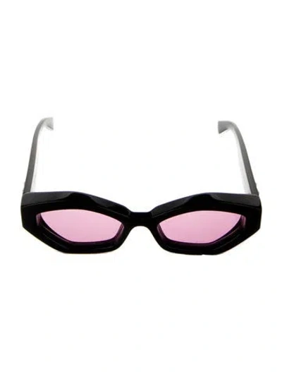 Pre-owned Off-white Arrows Cat-eye Sunglasses In Black