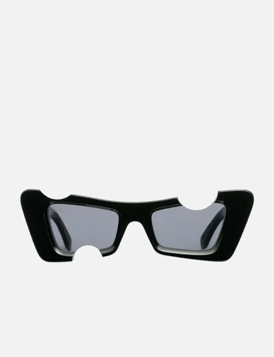 Off-white Cut Off Shade In Black