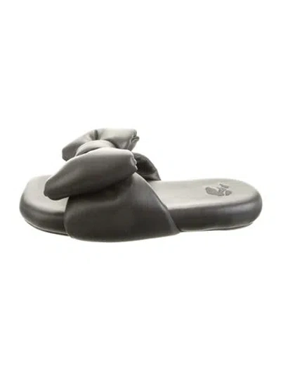 Pre-owned Off-white Leather Bow Accents Slides In Black