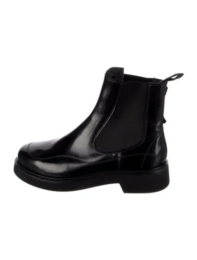 Pre-owned Off-white Leather Chelsea Boots In Black