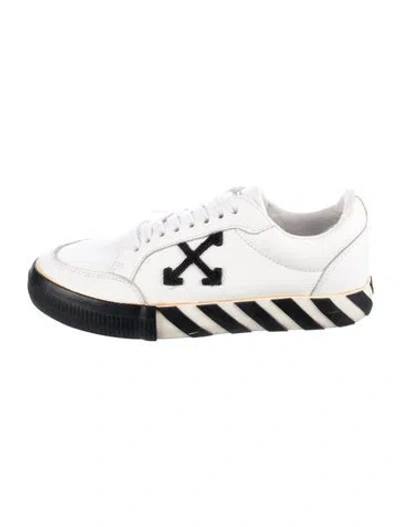 Pre-owned Off-white Leather Embroidered Accent Sneakers In White