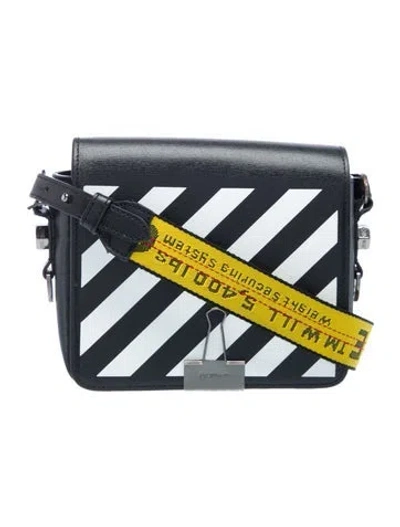 Pre-owned Off-white Leather Shoulder Bag In Black