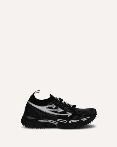 Off-white M-be Right Back Knit Sneakers In Black