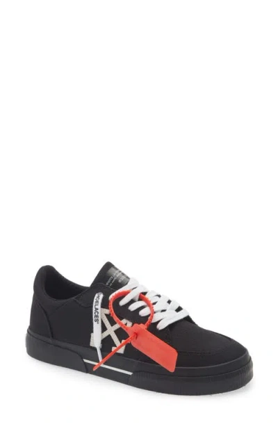 Off-white Vulcanized Low Sneaker In Black