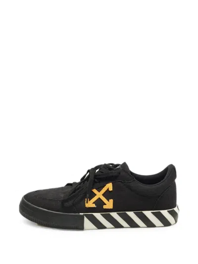 Pre-owned Off-white Vulcanized Low-top Sneakers In Black