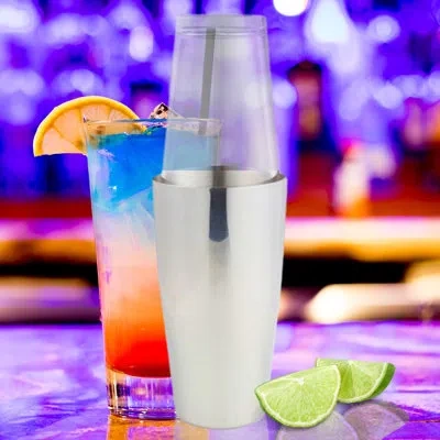 Oggi Barware Boston 17 oz Stainless Steel Shaker In Glass
