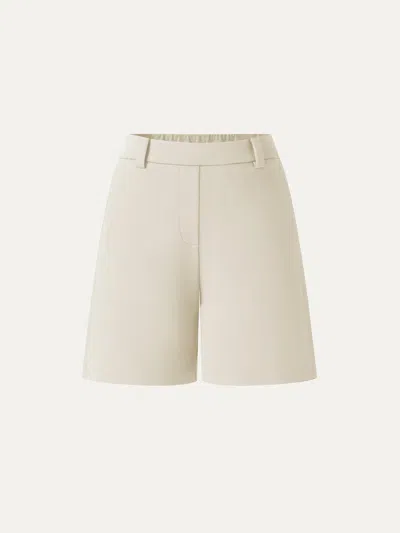 Oglmove Air Cotton Mid-rise Travel Shorts With Pockets In Ivory