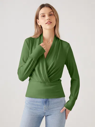 Oglmove Eco-mousse® Long Sleeve Banded Hem Top In Avocado