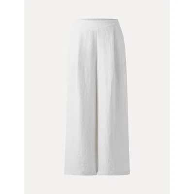 Oglmove Last Chance In Size L In Linen White