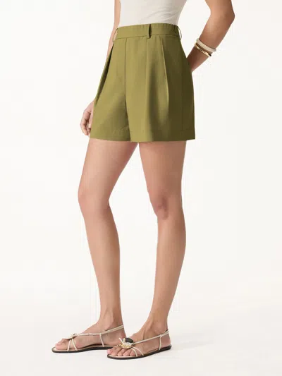 Oglmove Lyocell-linen Tailored Shorts With Pockets In Green