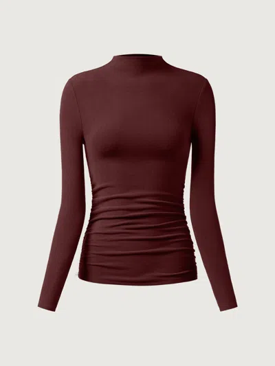 Oglmove Thermal Ruched Sides Mockneck Top In Ruby
