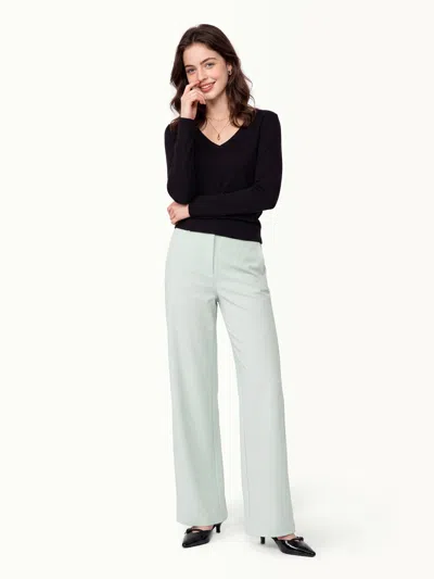 Oglmove V-neck Long Sleeve Banded Hem Top In Black