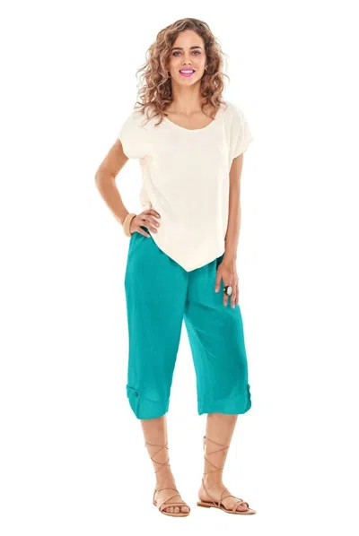 Oh My Gauze Beth Short Capri In Reef In Multi