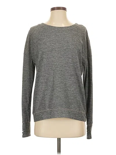 Pre-owned Oiselle Long Sleeve T-shirt In Gray