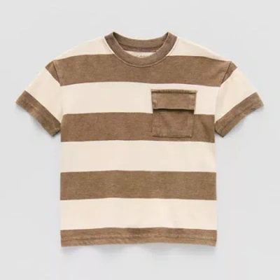 Okie Dokie Toddler & Little Boys Crew Neck Short Sleeve T-shirt In Brown