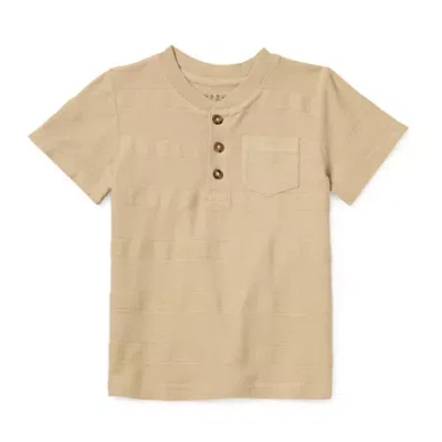 Okie Dokie Toddler & Little Boys Henley Neck Short Sleeve T-shirt In Sand