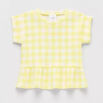 Okie Dokie Toddler & Little Girls Round Neck Short Sleeve Peplum Top In Yellow