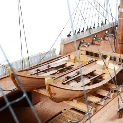 Old Modern Handicrafts Ultimate Hms Victory Combo: A Model Ship And Classic Hat In Clear