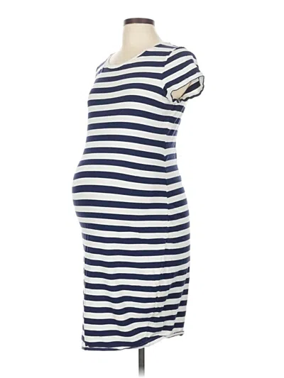 Pre-owned Old Navy - Maternity Sleeveless Top Ivory Scoop Neck Tops In White