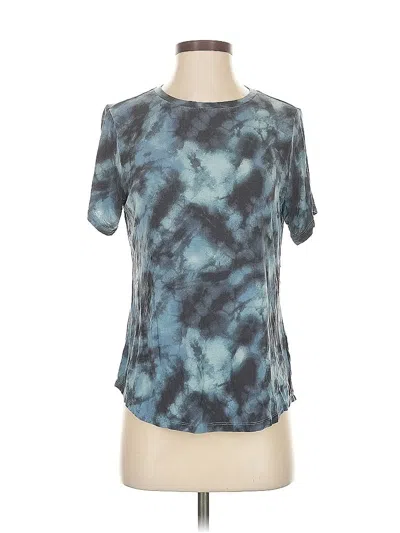 Pre-owned Old Navy Active T-shirt In Blue
