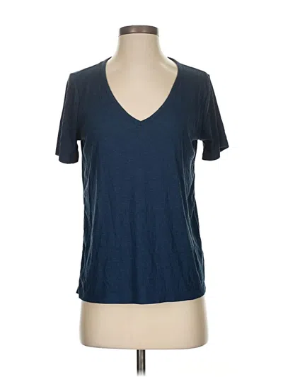 Pre-owned Old Navy Active T-shirt In Blue