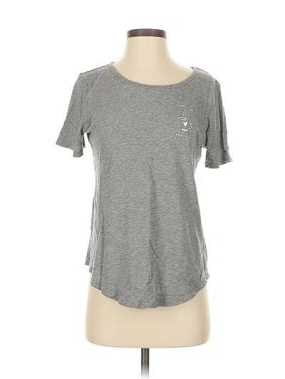 Pre-owned Old Navy Active T-shirt In Gray