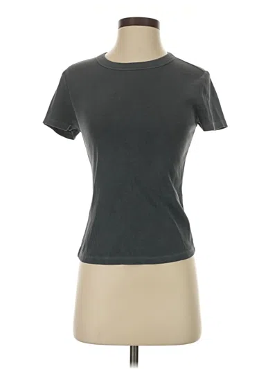 Pre-owned Old Navy Active T-shirt In Gray