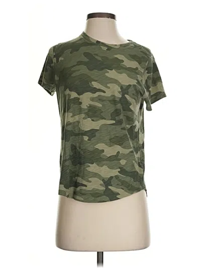 Pre-owned Old Navy Active T-shirt In Green