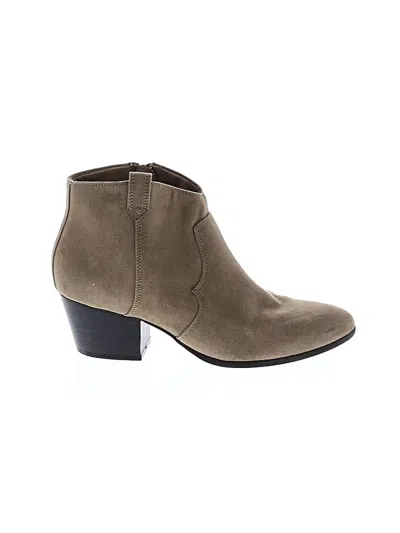 Pre-owned Old Navy Ankle Boots In Gray