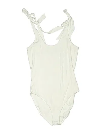 Pre-owned Old Navy Bodysuit In Ivory