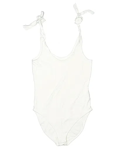 Pre-owned Old Navy Bodysuit In White