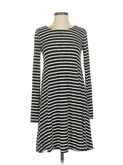 Pre-owned Old Navy Casual Dress In Black