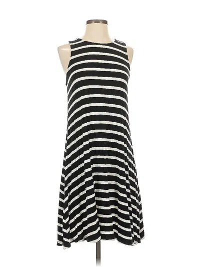 Pre-owned Old Navy Casual Dress In Black