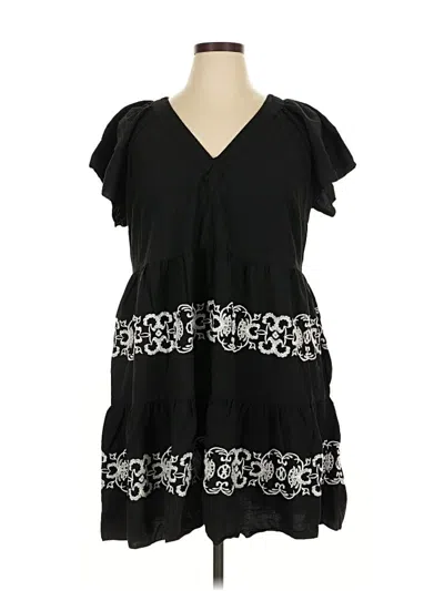 Pre-owned Old Navy Casual Dress In Black