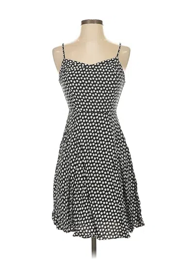 Pre-owned Old Navy Casual Dress In Black