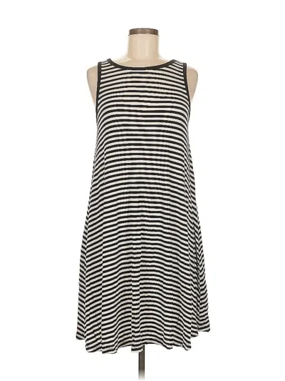 Pre-owned Old Navy Casual Dress In Black