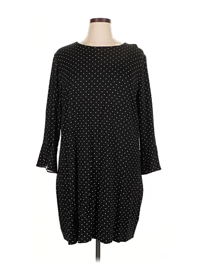 Pre-owned Old Navy Casual Dress In Black