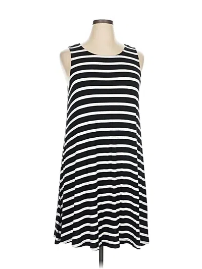 Pre-owned Old Navy Casual Dress In Black